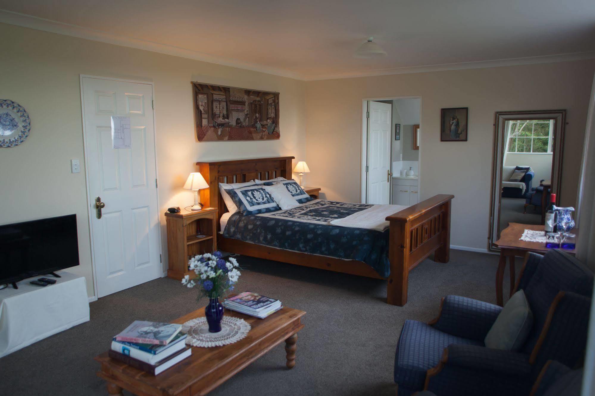 The Loft Bed And Breakfast Taupo Exterior foto